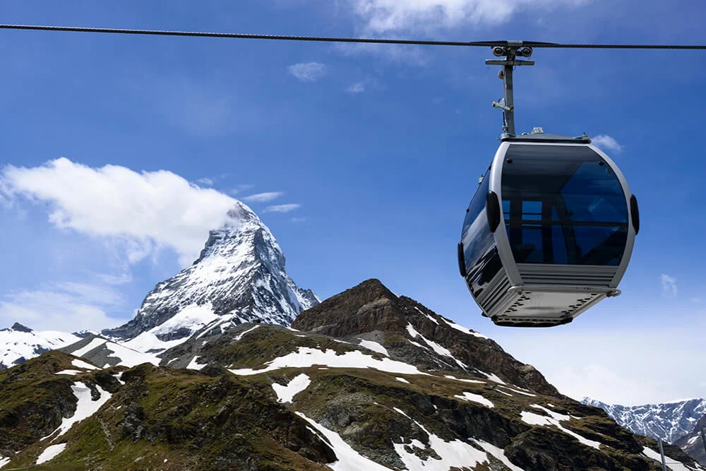 Cable car gondola at the Matterhorn in Switzerland as an application for DC/DC converters